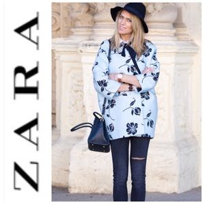 ZARA  BLUE BLACK FLORAL BUBBLE COAT SIZE  XS/SMALL